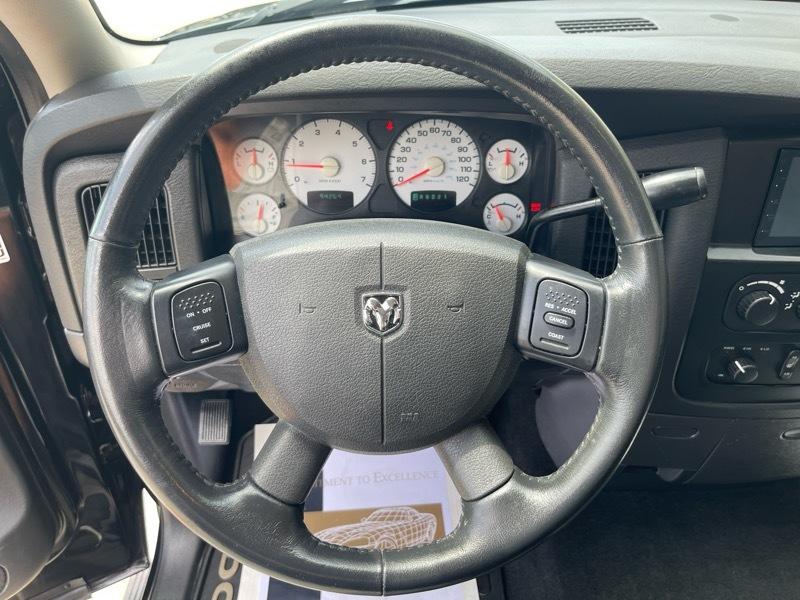 Dodge Ram 1500 Laramie 4WD 2004