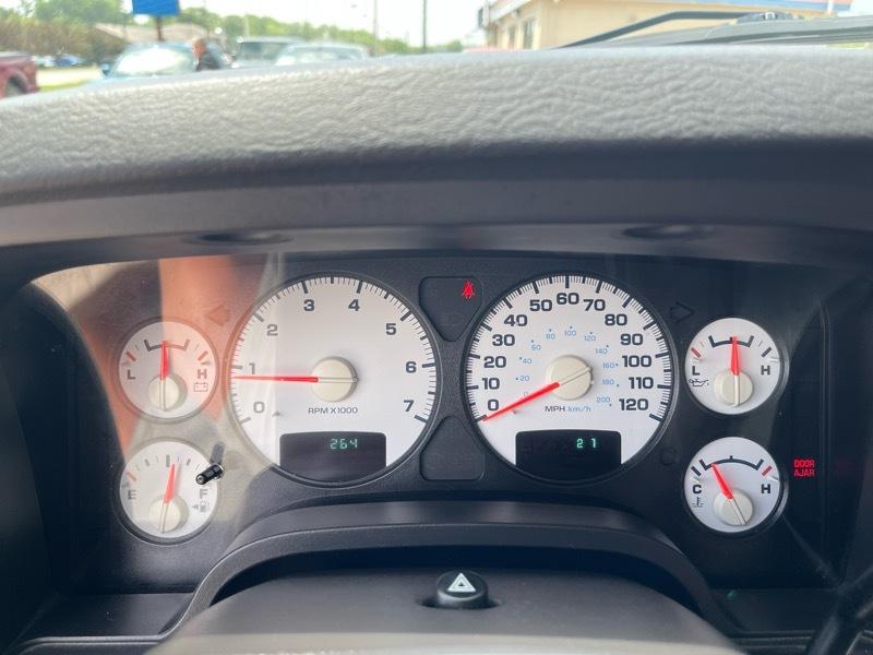 Dodge Ram 1500 Laramie 4WD 2004