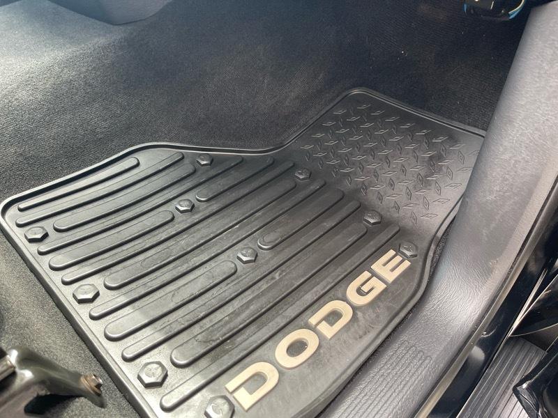 Dodge Ram 1500 Laramie 4WD 2004
