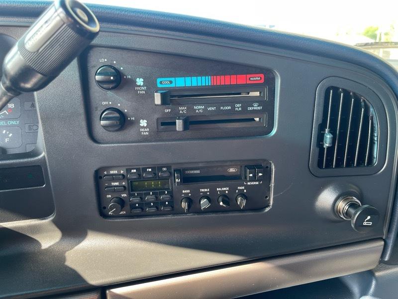 Ford Econoline E150 1993
