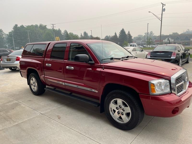 Dodge Dakota SLT Quad Cab 4WD 2006