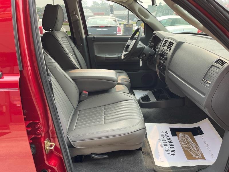 Dodge Dakota SLT Quad Cab 4WD 2006