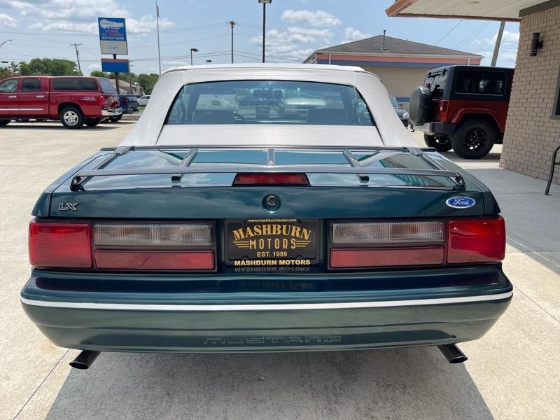 Ford Mustang LX 5.0L convertible 1990