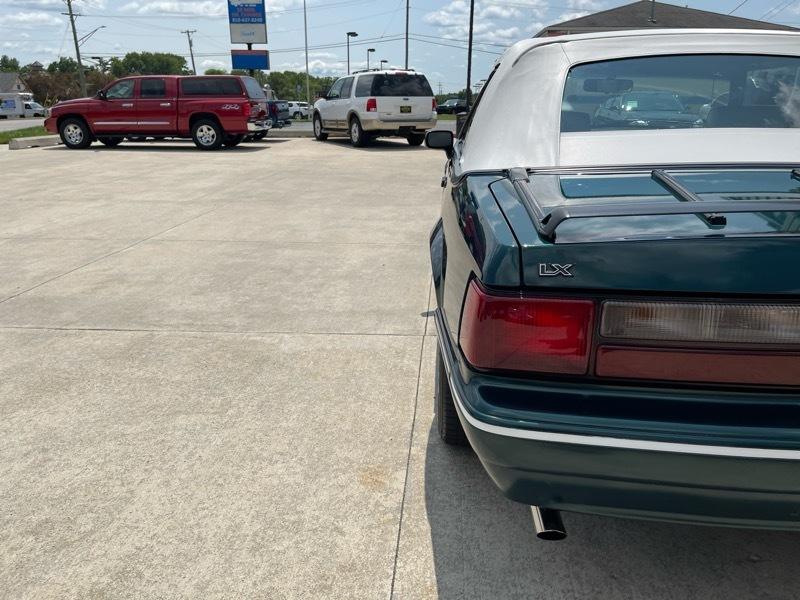 Ford Mustang LX 5.0L convertible 1990