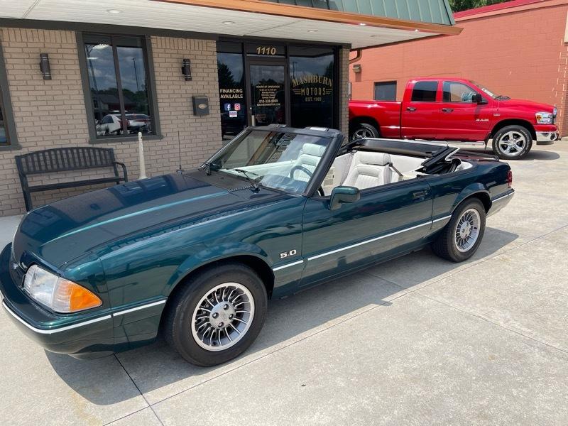 Ford Mustang LX 5.0L convertible 1990
