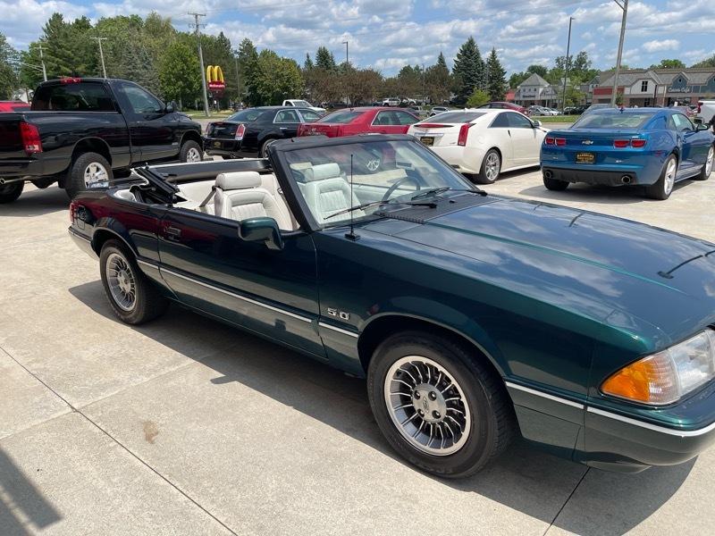Ford Mustang LX 5.0L convertible 1990