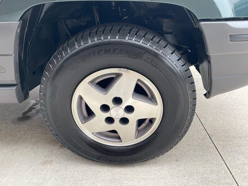 Jeep Grand Cherokee Laredo 4WD 1994