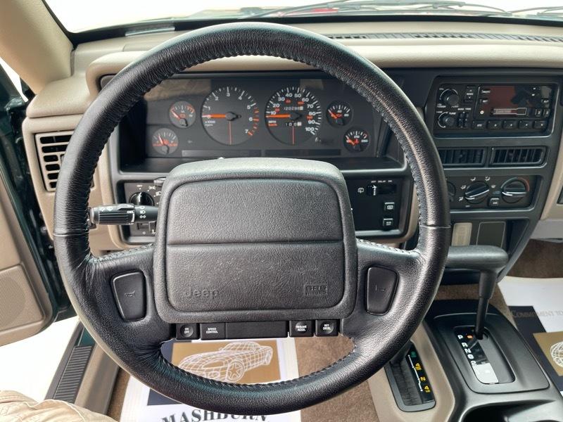 Jeep Grand Cherokee Laredo 4WD 1994
