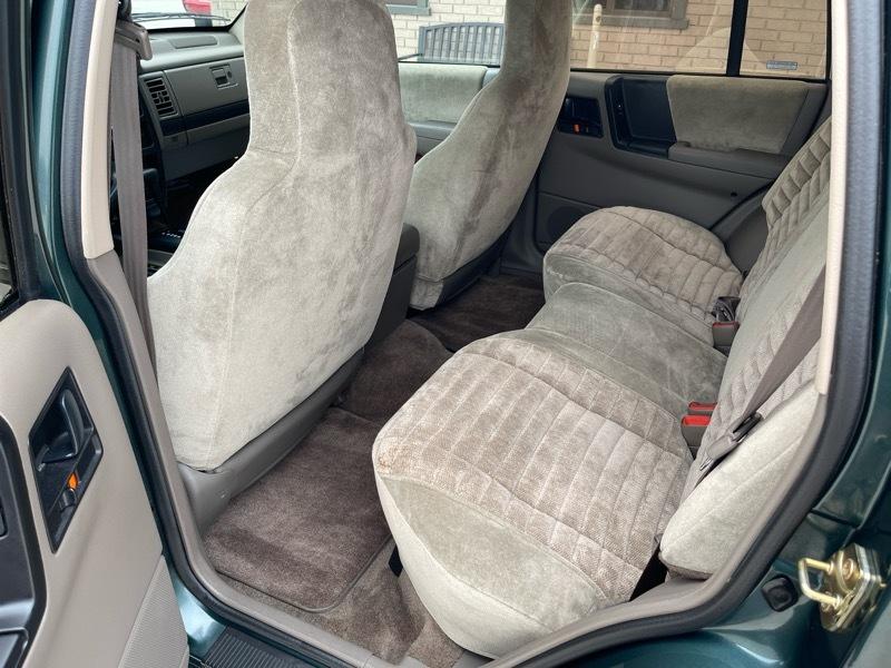 Jeep Grand Cherokee Laredo 4WD 1994