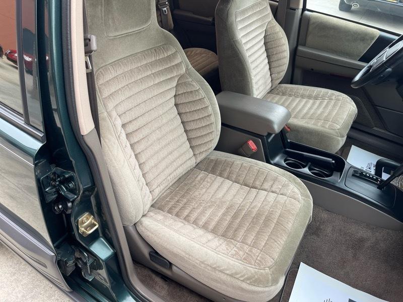 Jeep Grand Cherokee Laredo 4WD 1994