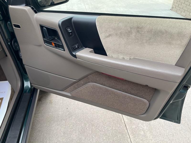 Jeep Grand Cherokee Laredo 4WD 1994