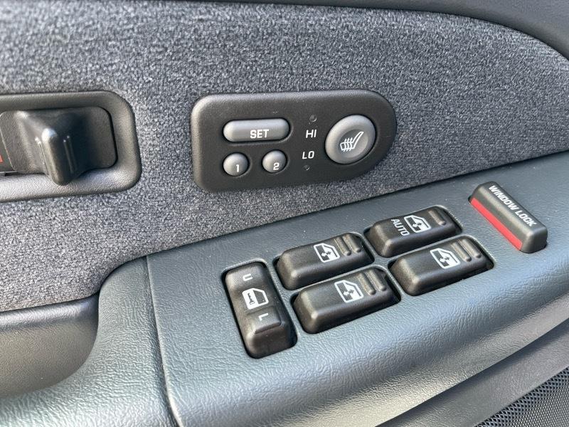 Chevrolet Silverado 3500 Crew Cab 2WD 2002