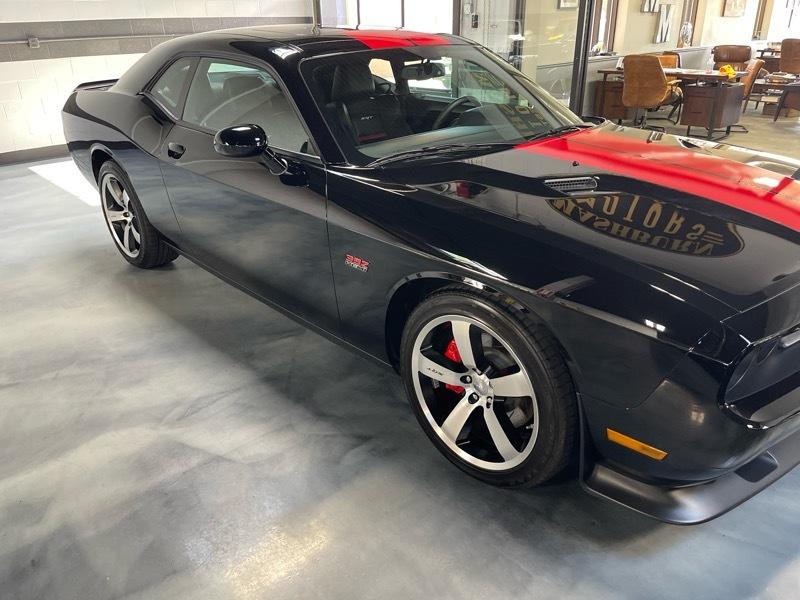 Dodge Challenger SRT8 2012