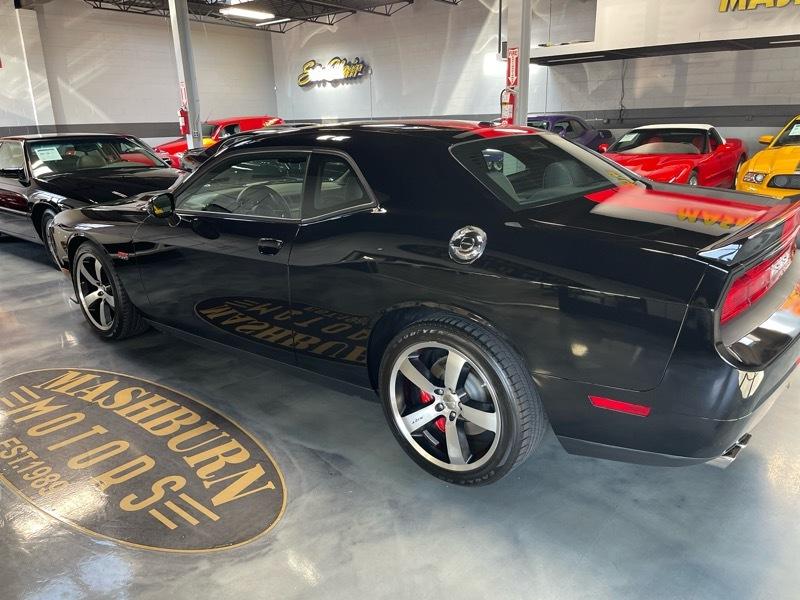 Dodge Challenger SRT8 2012