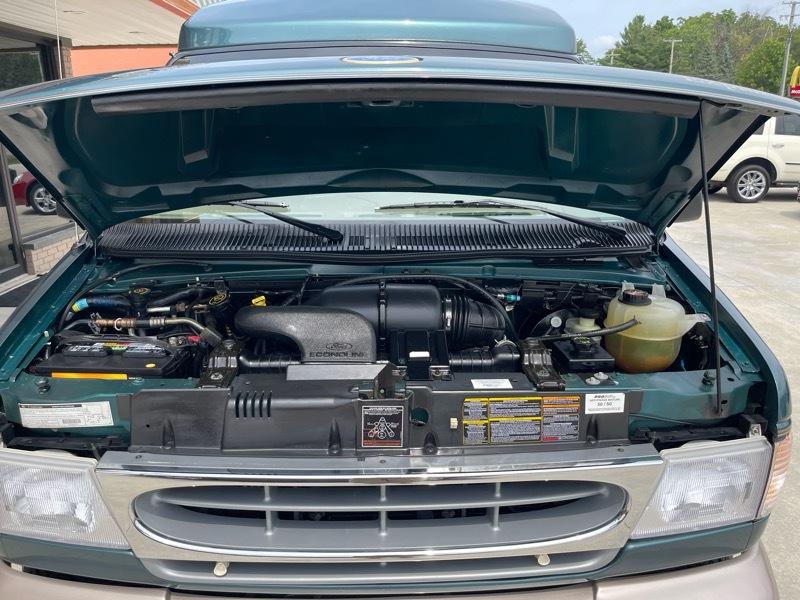 Ford Econoline E150 1997