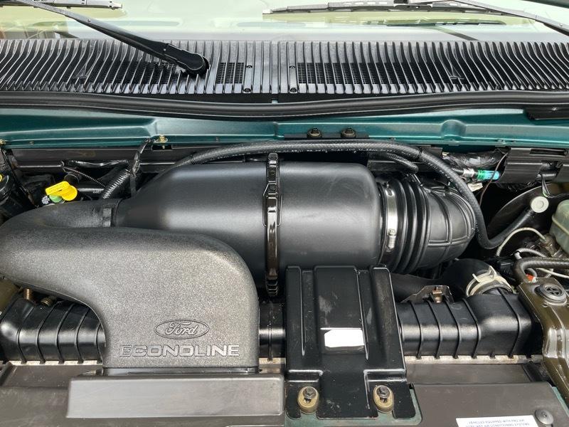 Ford Econoline E150 1997