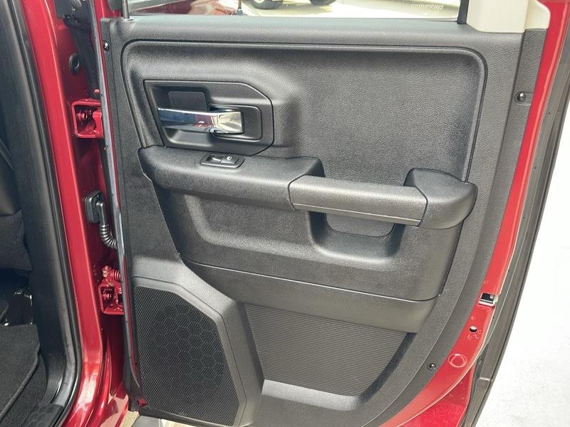 RAM 1500 Sport Quad Cab 4WD 2013