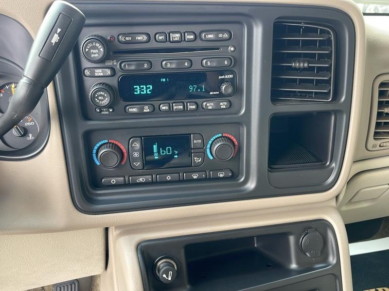 Chevrolet Suburban  2003