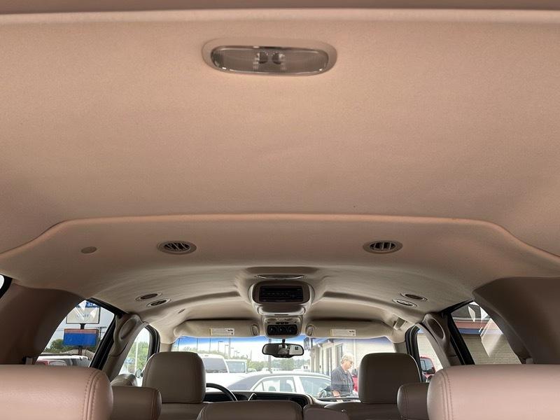 Chevrolet Suburban  2003