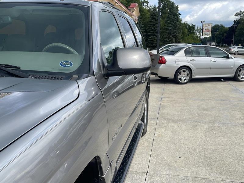 GMC Yukon Denali AWD 2006