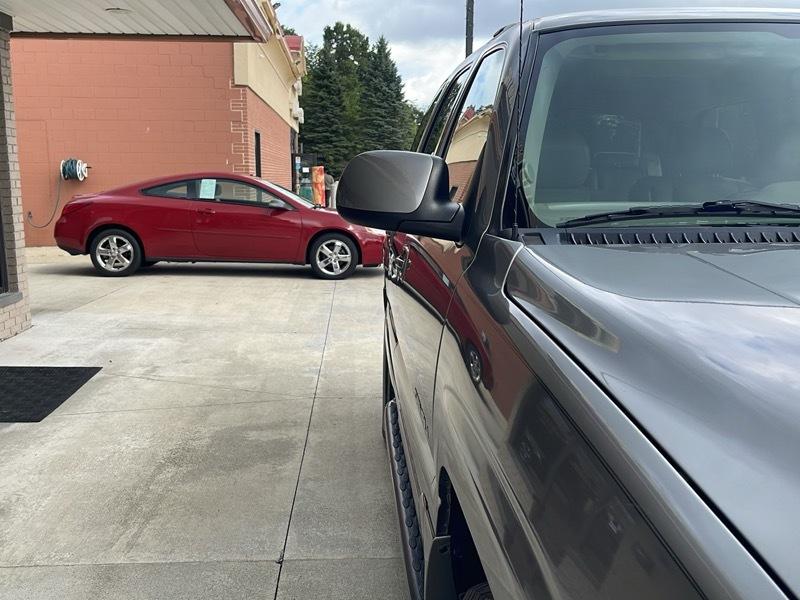GMC Yukon Denali AWD 2006