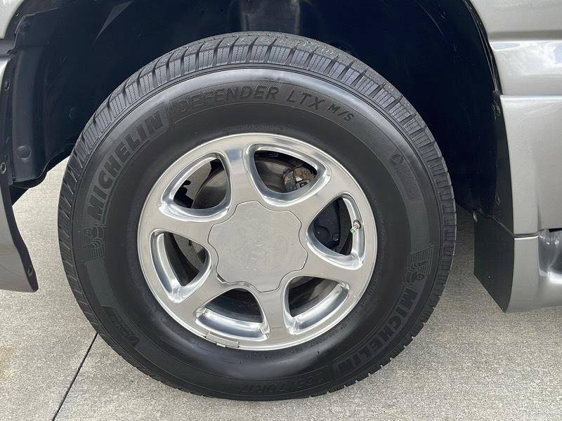 GMC Yukon Denali AWD 2006