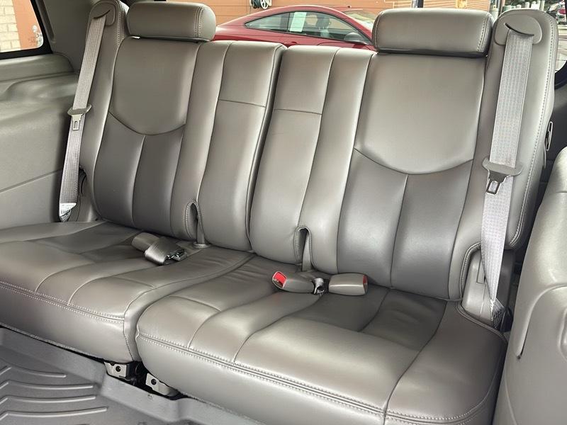 GMC Yukon Denali AWD 2006