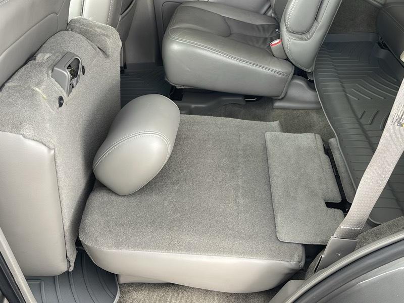GMC Yukon Denali AWD 2006