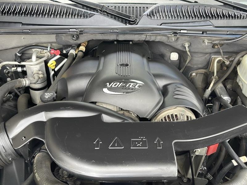GMC Yukon Denali AWD 2006