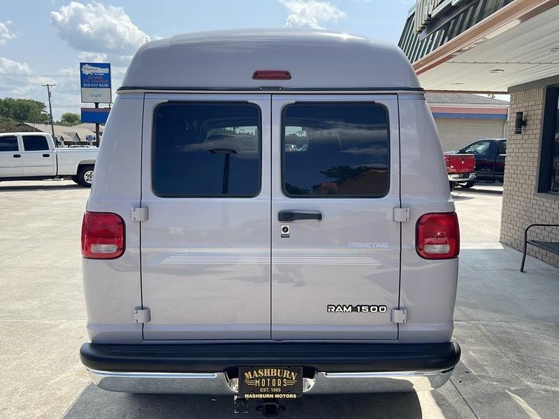 Dodge Ram Van  1999