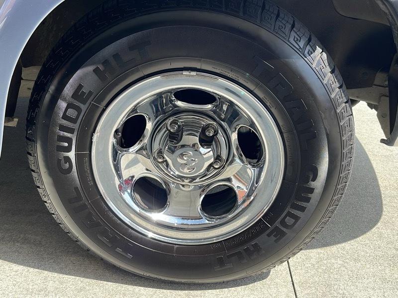 Dodge Ram Van  1999