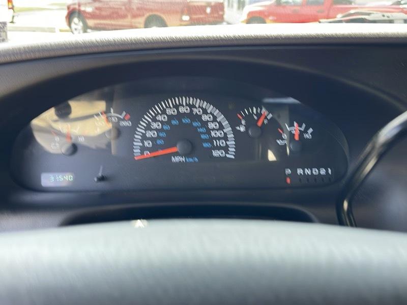 Dodge Ram Van  1999