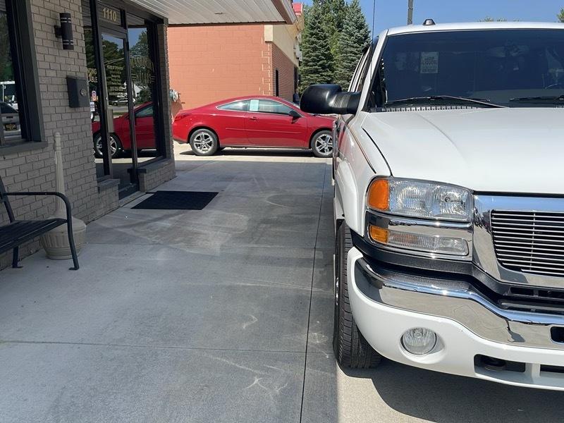 GMC Sierra 2500HD SLT Crew Cab Short Bed 4WD 2004