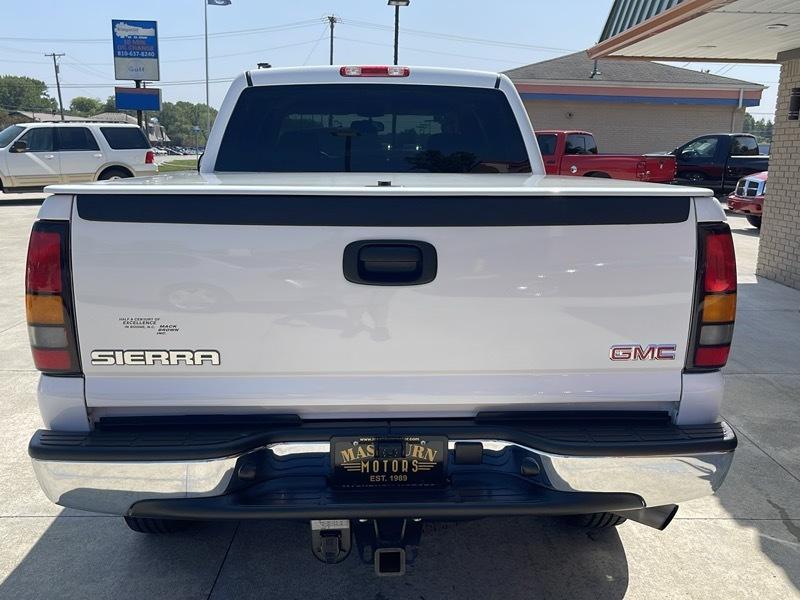 GMC Sierra 2500HD SLT Crew Cab Short Bed 4WD 2004