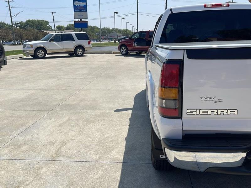 GMC Sierra 2500HD SLT Crew Cab Short Bed 4WD 2004