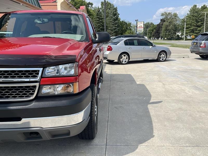 Chevrolet Silverado 2500HD LS Ext. Cab Short Bed 4WD 2005