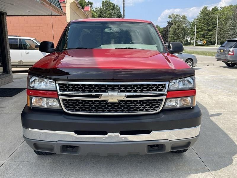 Chevrolet Silverado 2500HD LS Ext. Cab Short Bed 4WD 2005