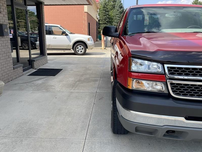 Chevrolet Silverado 2500HD LS Ext. Cab Short Bed 4WD 2005