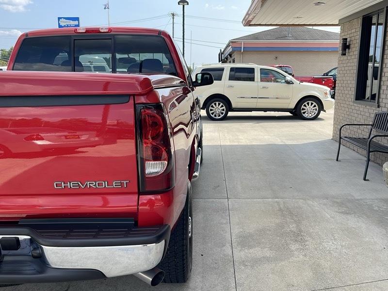 Chevrolet Silverado 2500HD LS Ext. Cab Short Bed 4WD 2005