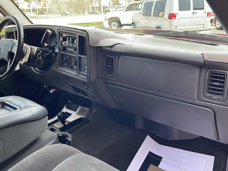 Chevrolet Silverado 2500HD LS Ext. Cab Short Bed 4WD 2005