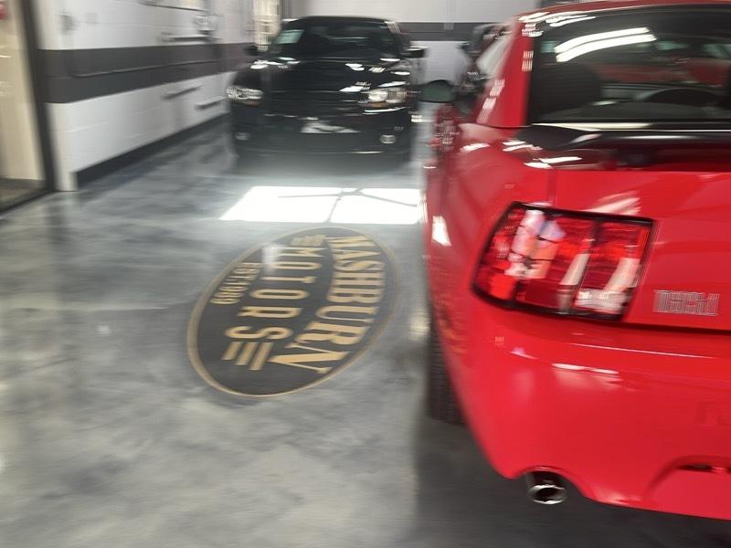 Ford Mustang Mach 1 2004