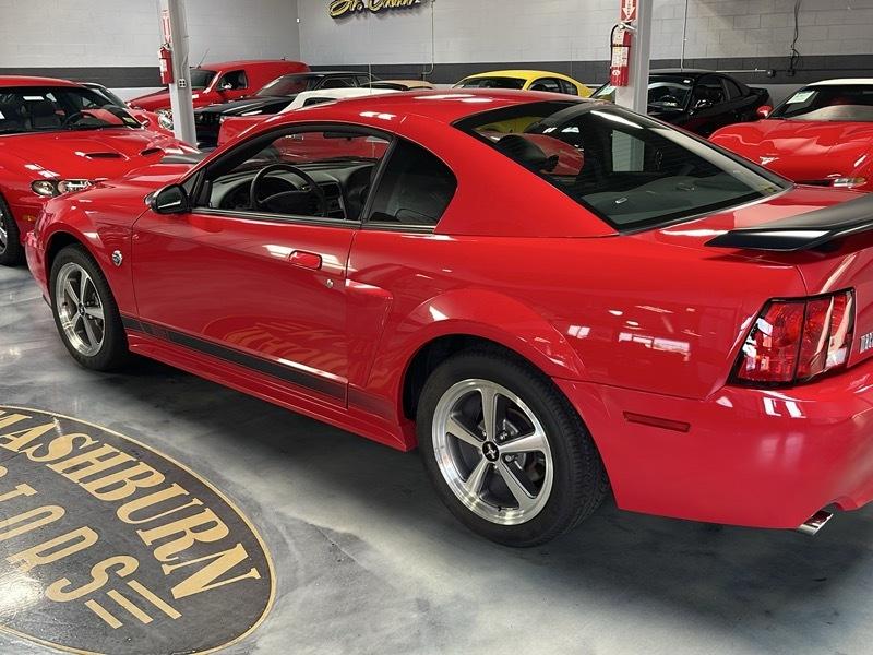 Ford Mustang photo 15