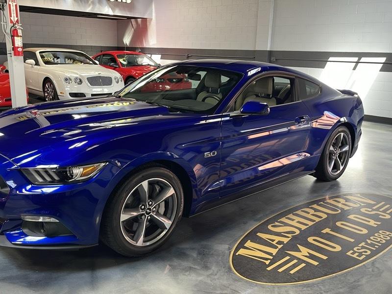 Ford Mustang GT Premium Coupe 2015
