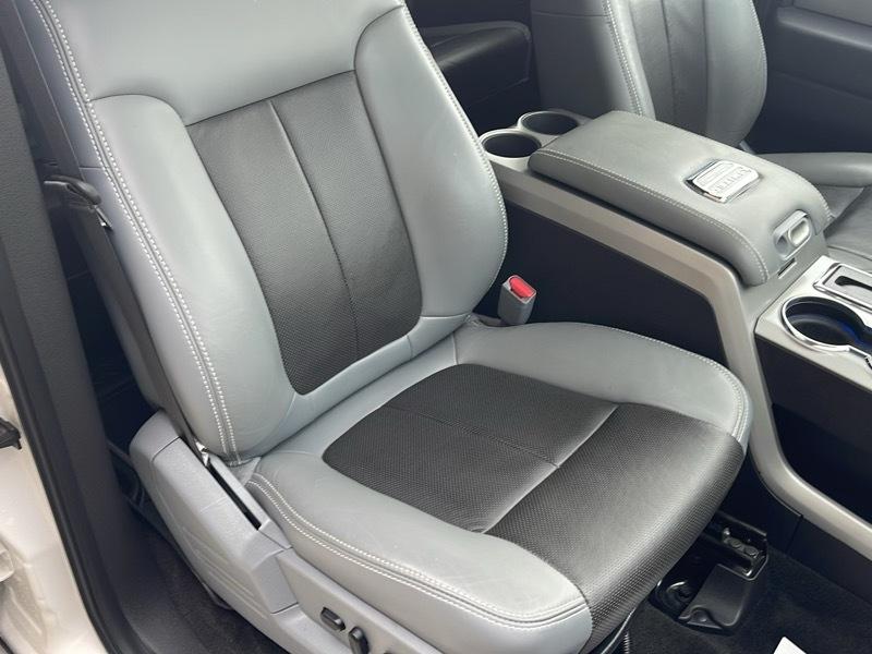 Ford F-150  2011
