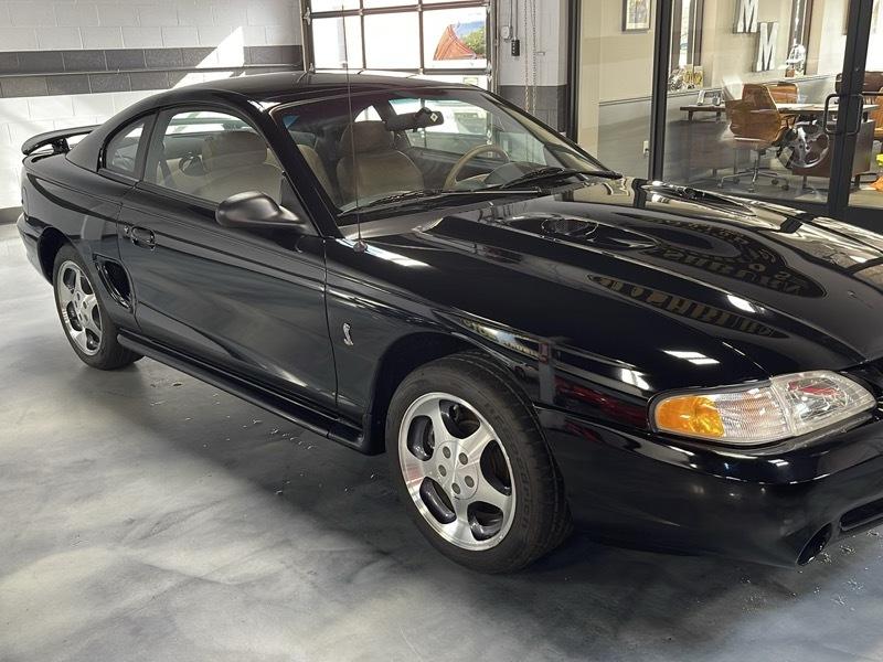 Ford Mustang Cobra Coupe 1996