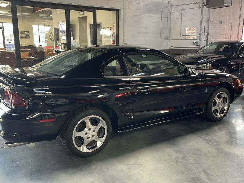 Ford Mustang Cobra Coupe 1996