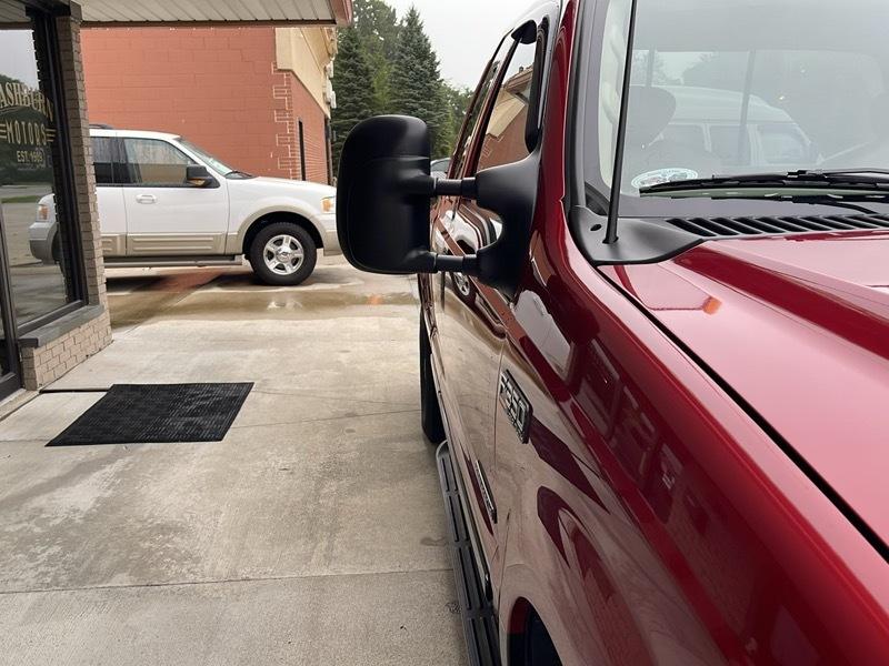 Ford F-350 SD Lariat SuperCab Short Bed 2WD 2001
