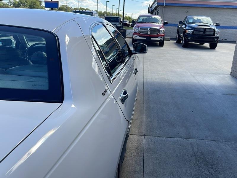 Lincoln Town Car Signature 1999