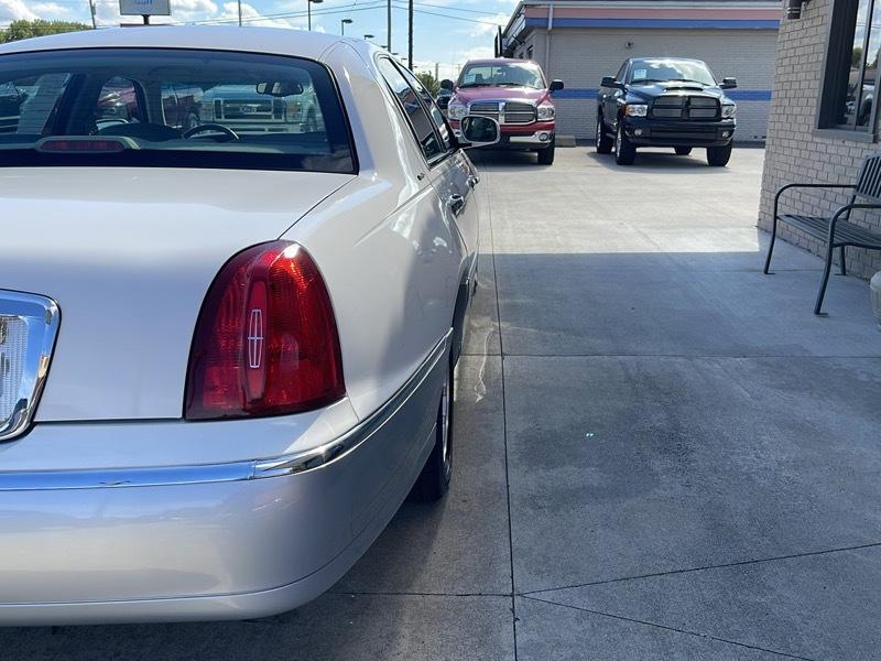 Lincoln Town Car Signature 1999