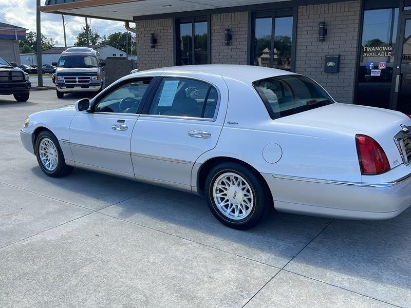 Lincoln Town Car Signature 1999